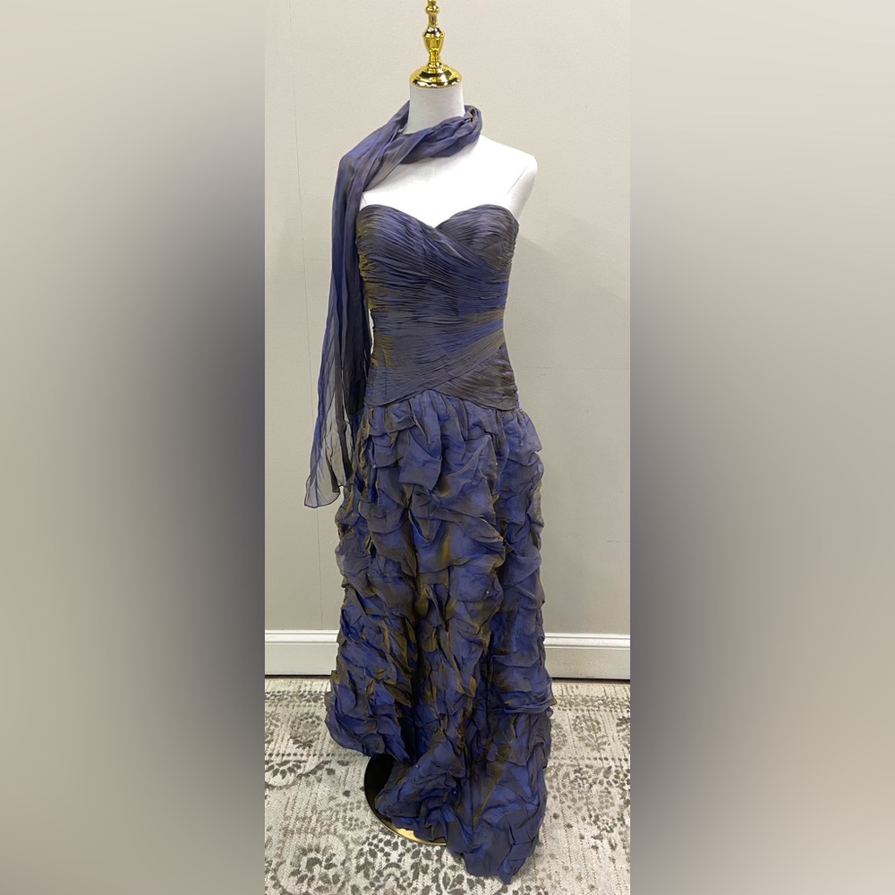 NWT Montage Silk Chiffon Dress. Size 6